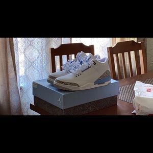 Jordan 3 retro (UNC)